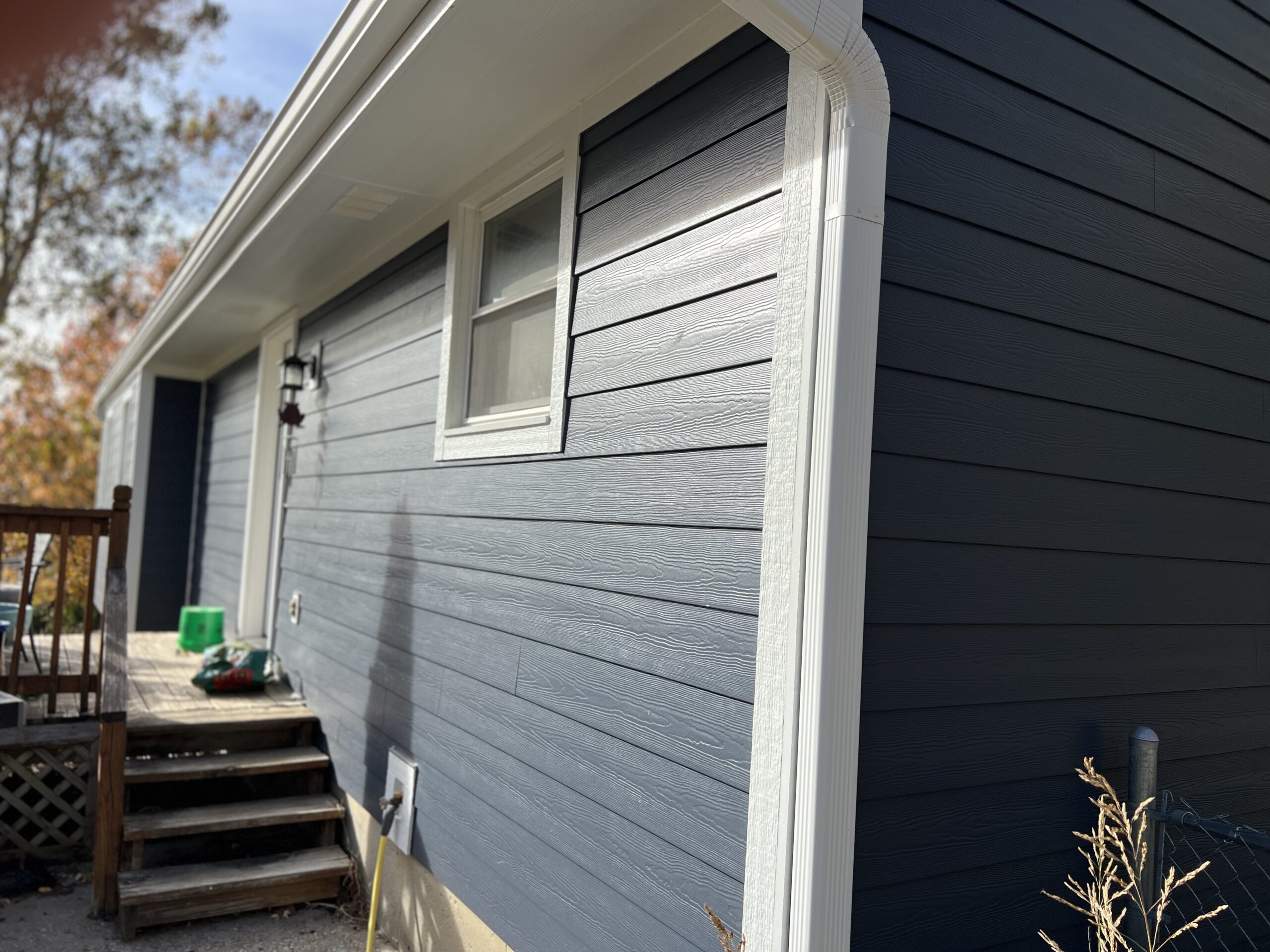 Five Signs It’s Time to Replace Your Home’s Siding
