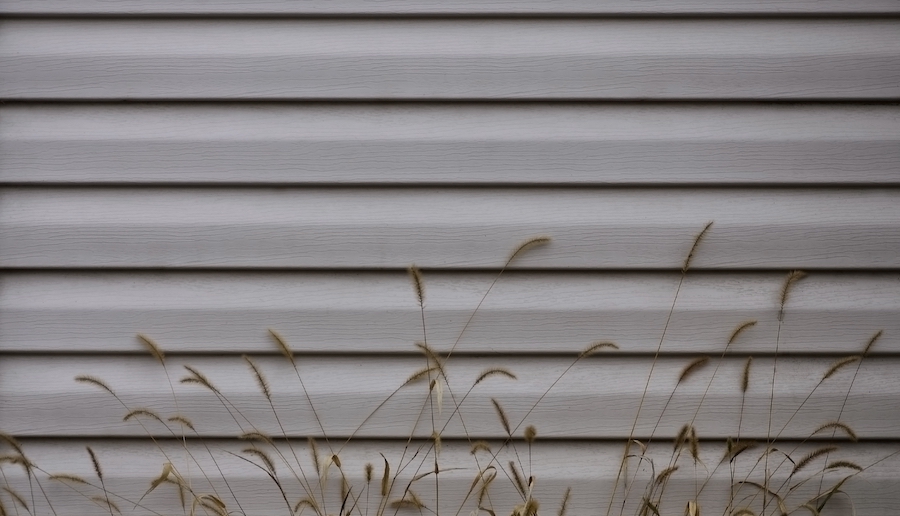When to Replace Vinyl Siding on Your Home