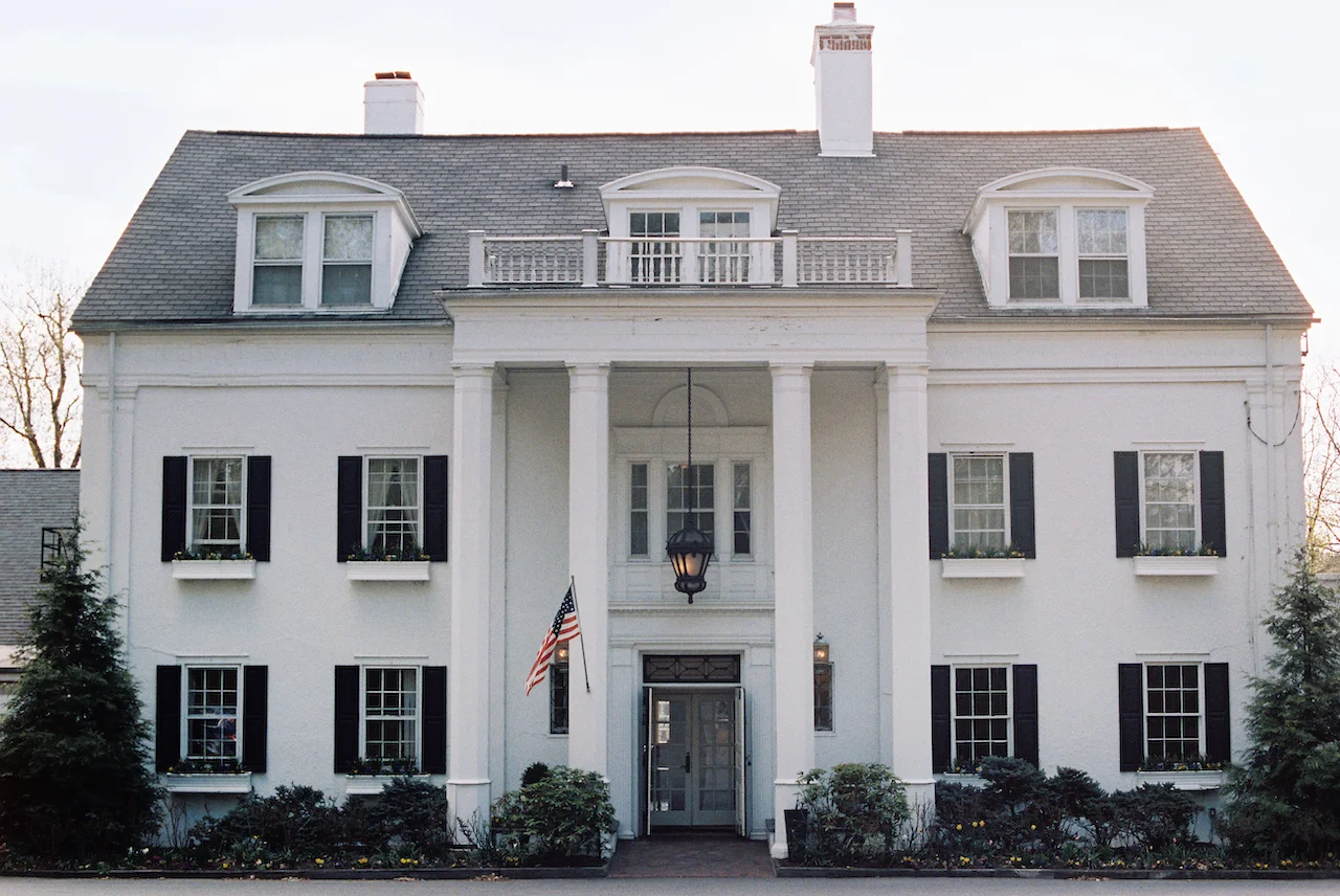 Best Siding Styles for a Colonial Home: 2026 Guide